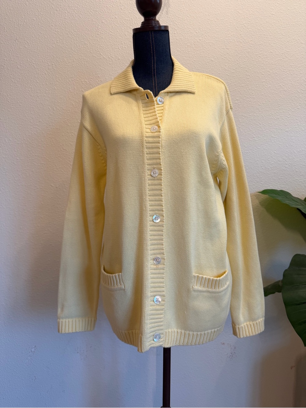 Lauren Ralph Lauren Y2K Women’s light yellow cardigan | Sz Medium💛